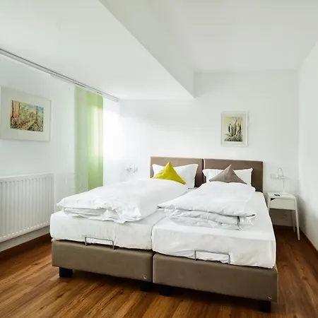 苏尔波斯特酒店 阿滕多恩